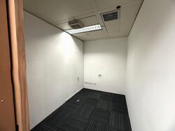 Odeon Towers (D7), Office #504886931